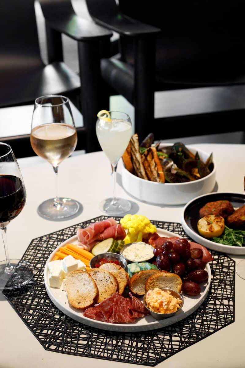 Stylish & Sophisticated Ambiance