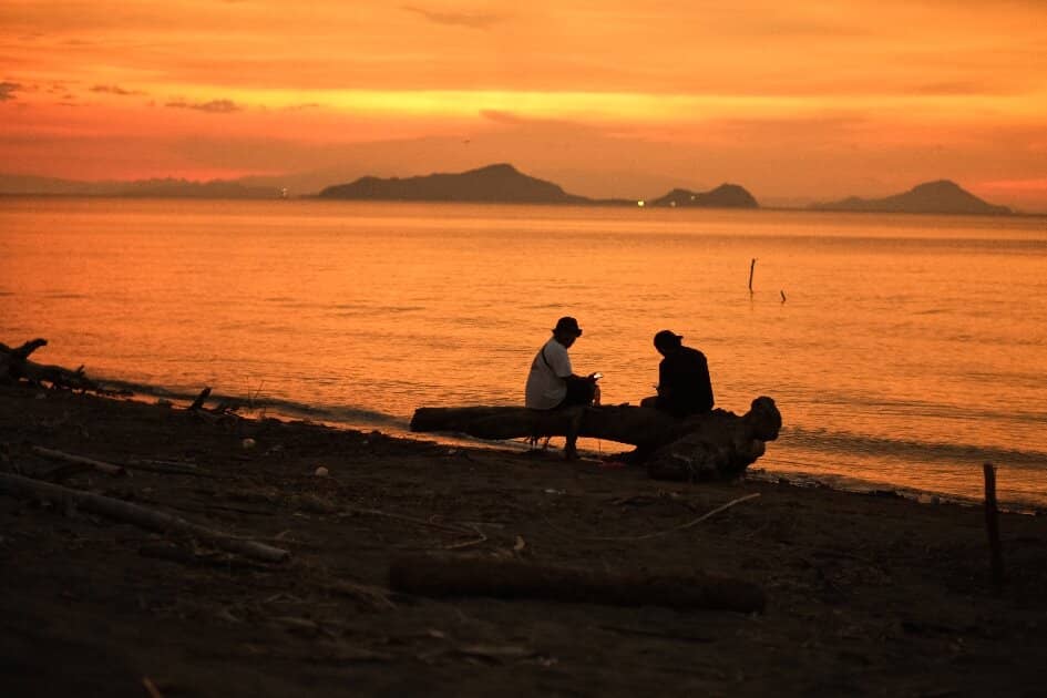 Labuan Bajo Market Buzz