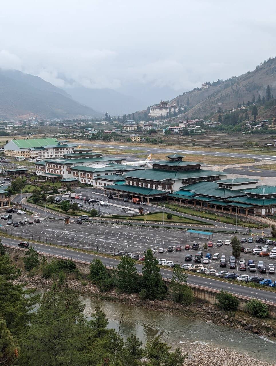 Panoramic Valley Vistas