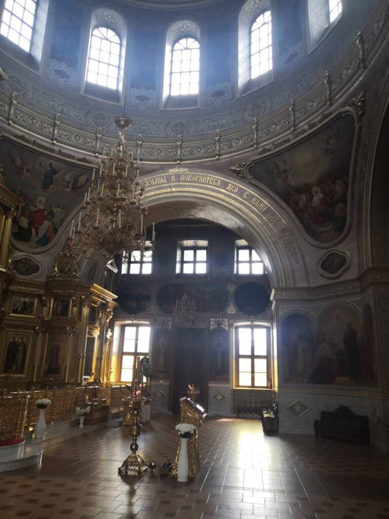 Majestic and Peaceful Ambiance