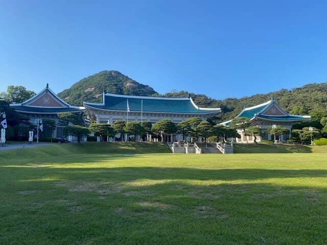 Serene Grounds and Gardens