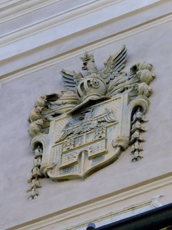 Brioni Fashion Show Location