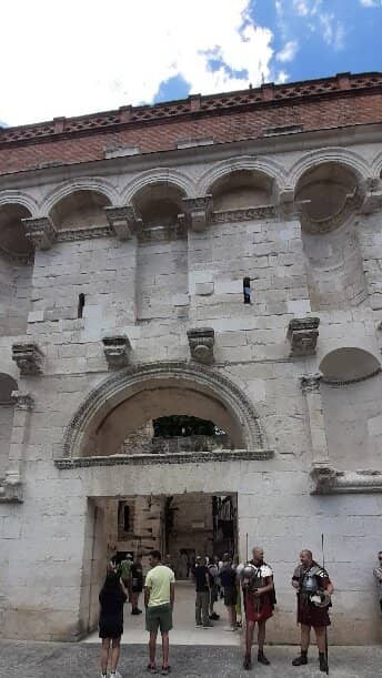 Statue of Gregory of Nin