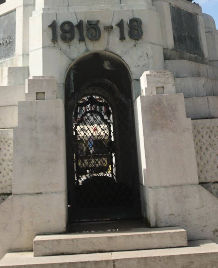 City Garden Ambiance