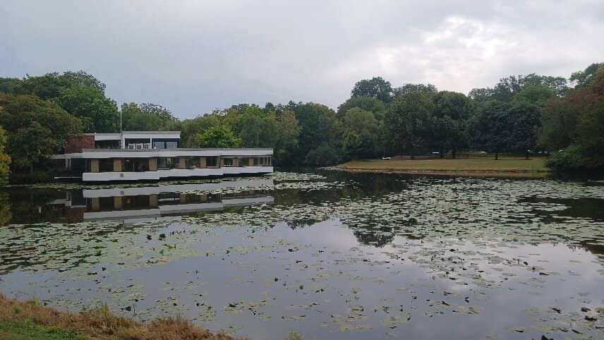 Unique Knipp and Curry