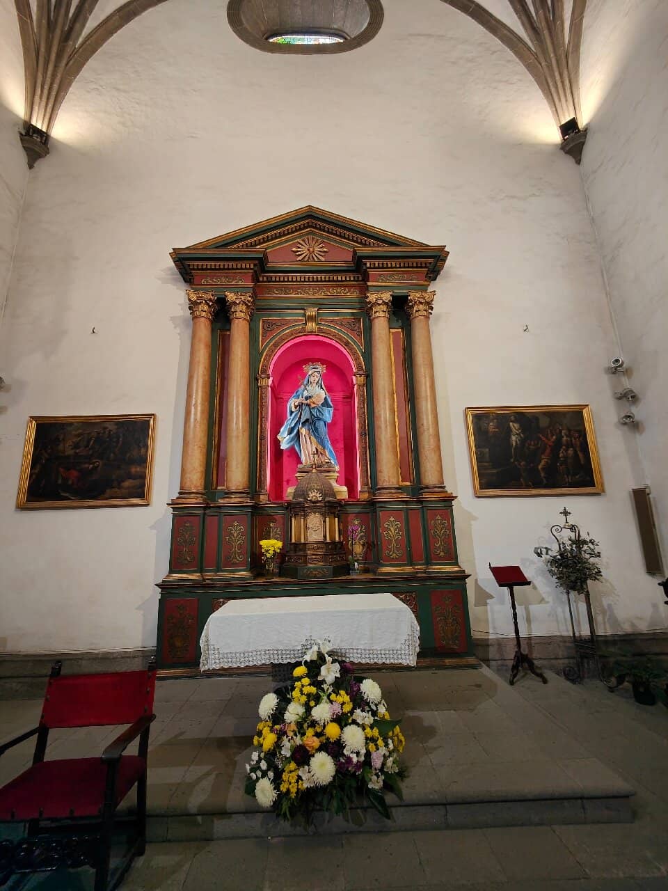 Stunning Gothic and Renaissance Interior