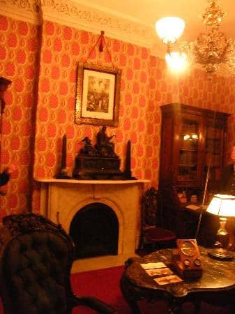 Inspiring Quotes and Memorabilia