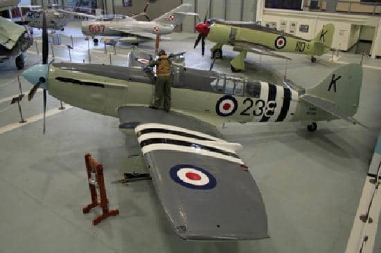 Mezzanine Walkway Exhibits