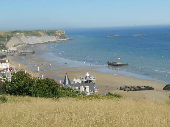 WWII Sculptures & Memorials