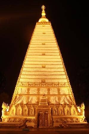 Serene Buddha Statues