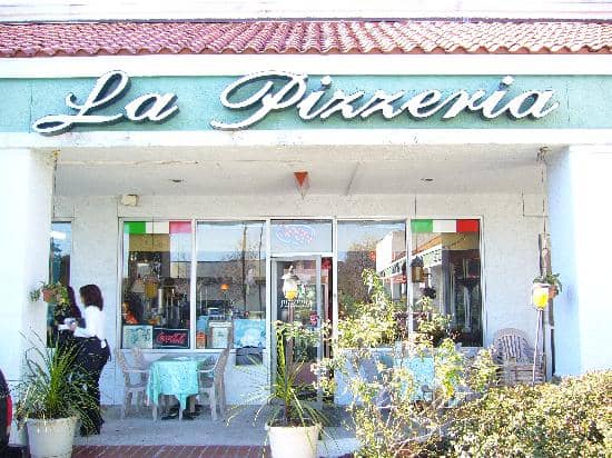 Cozy Atmosphere & Friendly Service