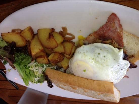 Unique Desserts & Creative Cocktails