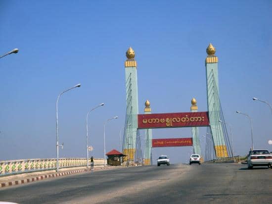 Cultural Performances & Demonstrations