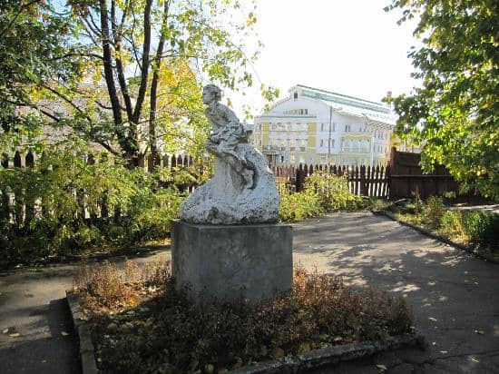 Family Dye Business Exhibit