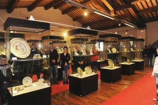 Historic Town Exploration