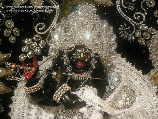 Divine Darshan of Radha Shyamsundar