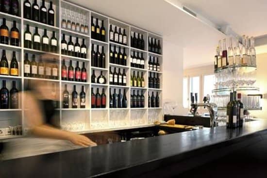 Warm & Inviting Ambiance