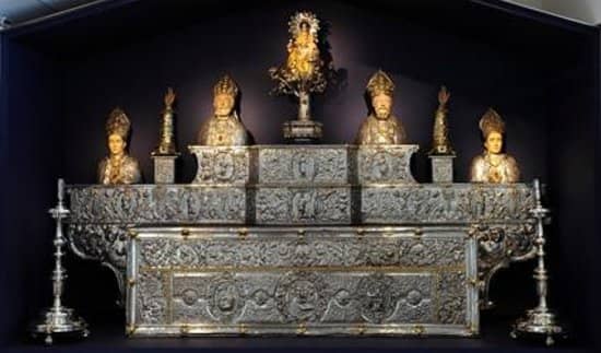 Romanesque Art Collection