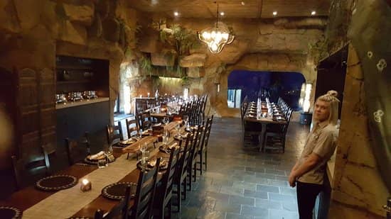 African-Themed Dining