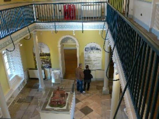 Beautifully Maintained Gardens