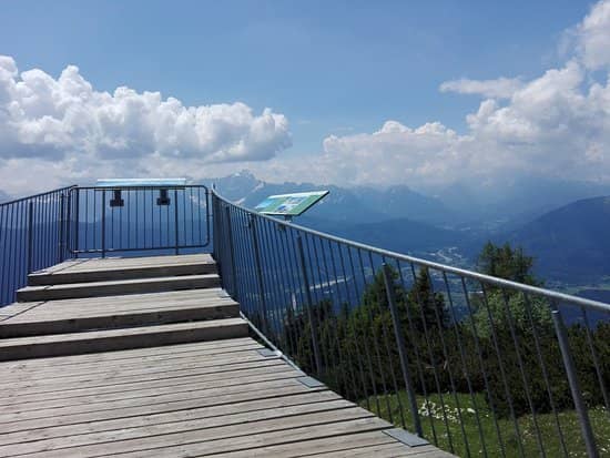 Dobratsch Viewing Platform