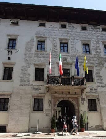 Palazzo Thun Façade