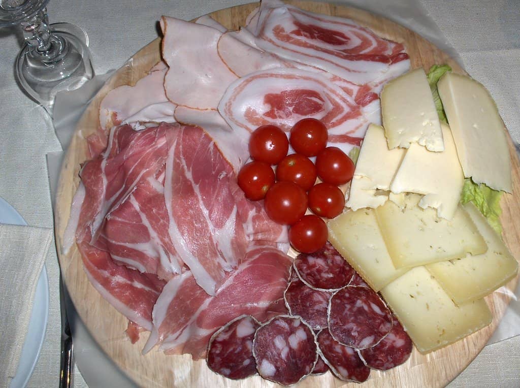 Fresh Seafood Specialties