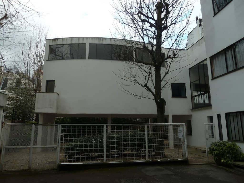 The Art Gallery Space