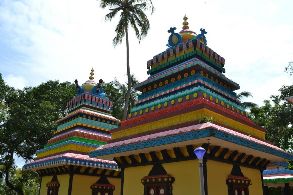 Scenic Boat Ride Through Anjengo Lake