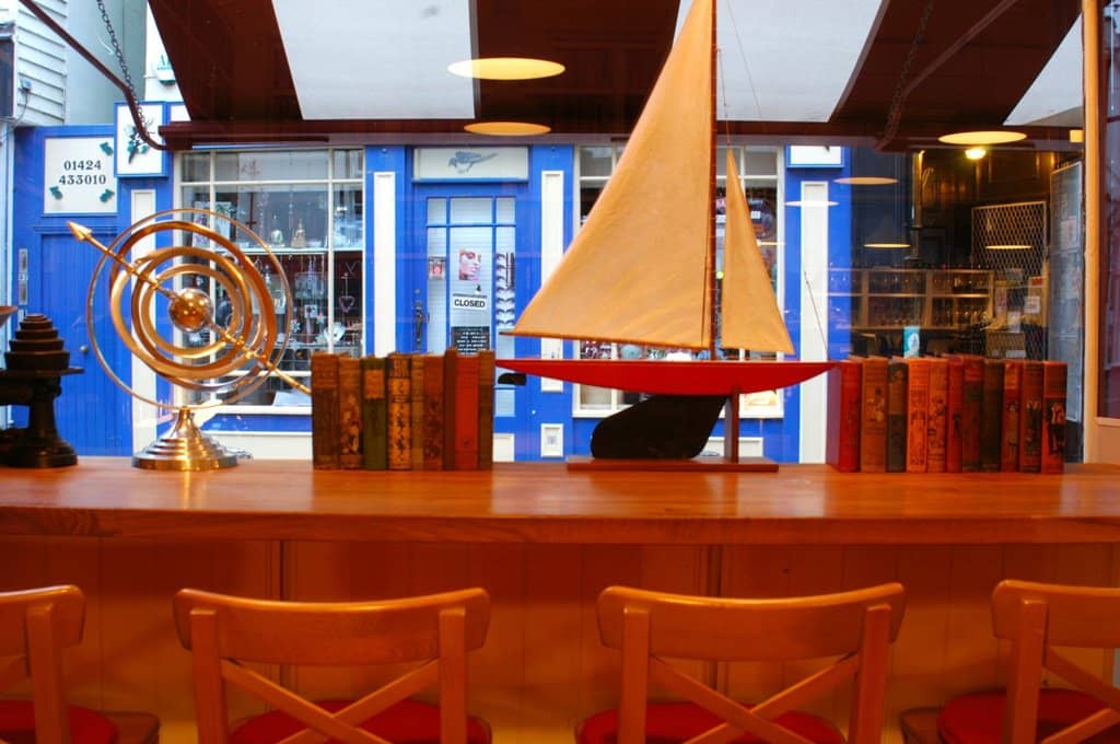 Exquisite Coffee & Cakes