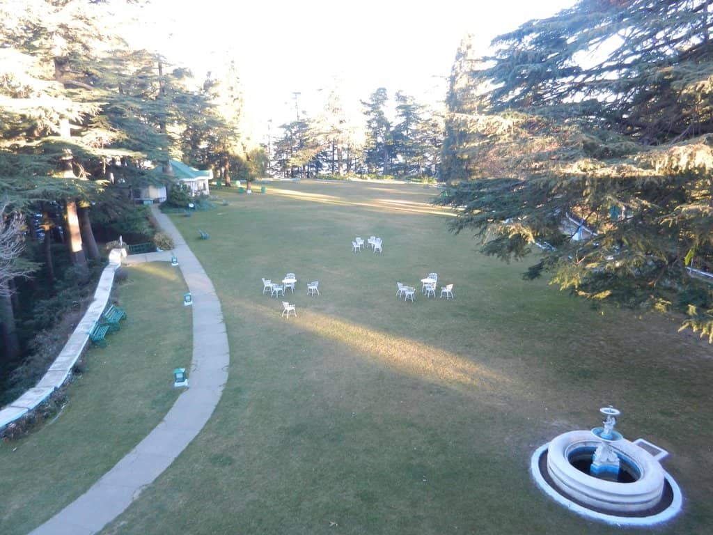 Panoramic Mountain Views