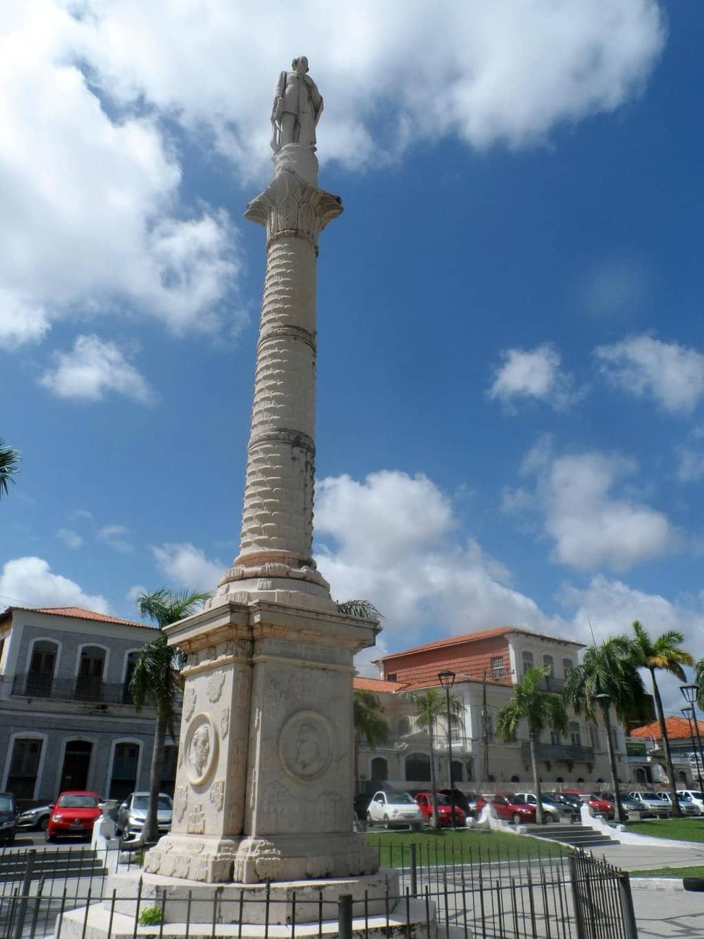 Statue of Gonçalves Dias