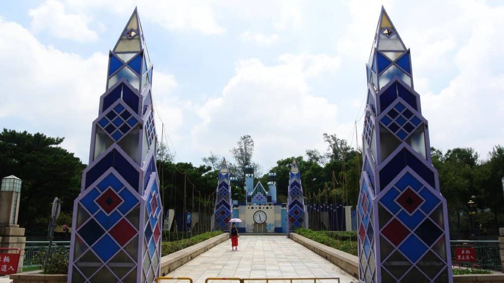 Historical Glass Exhibits