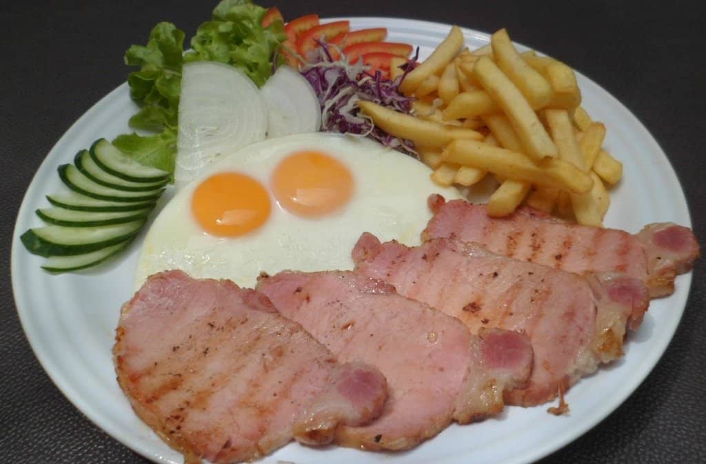 Lively Pub Atmosphere