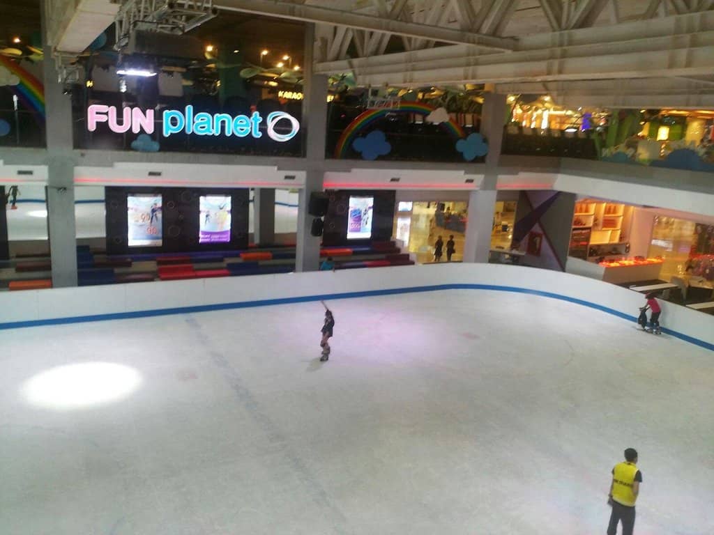 Indoor Street Food Court