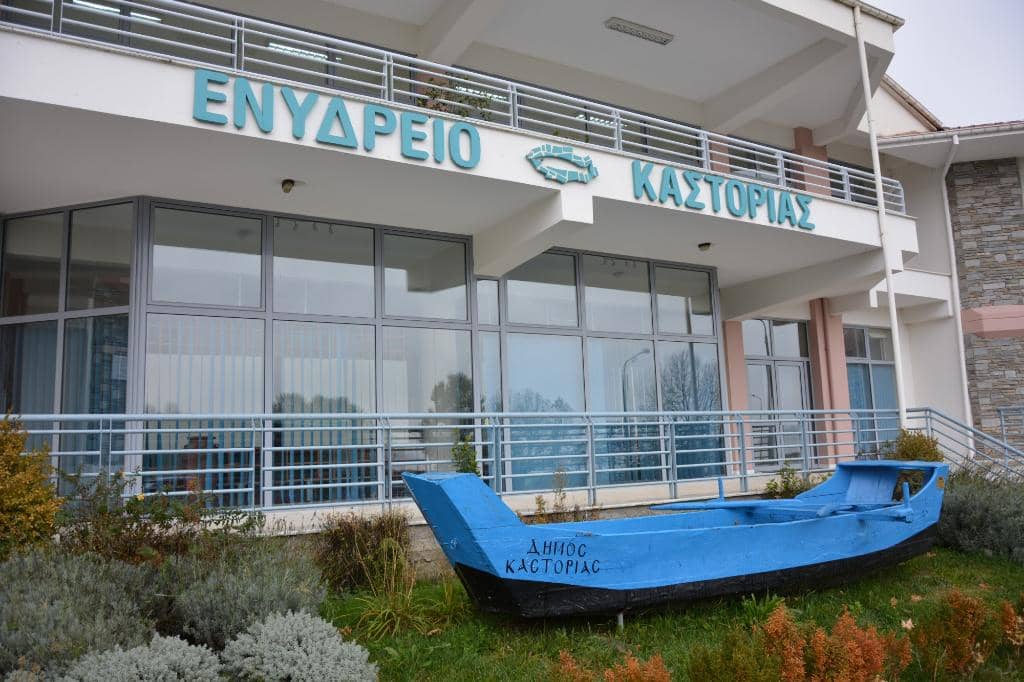 Knowledgeable Guides