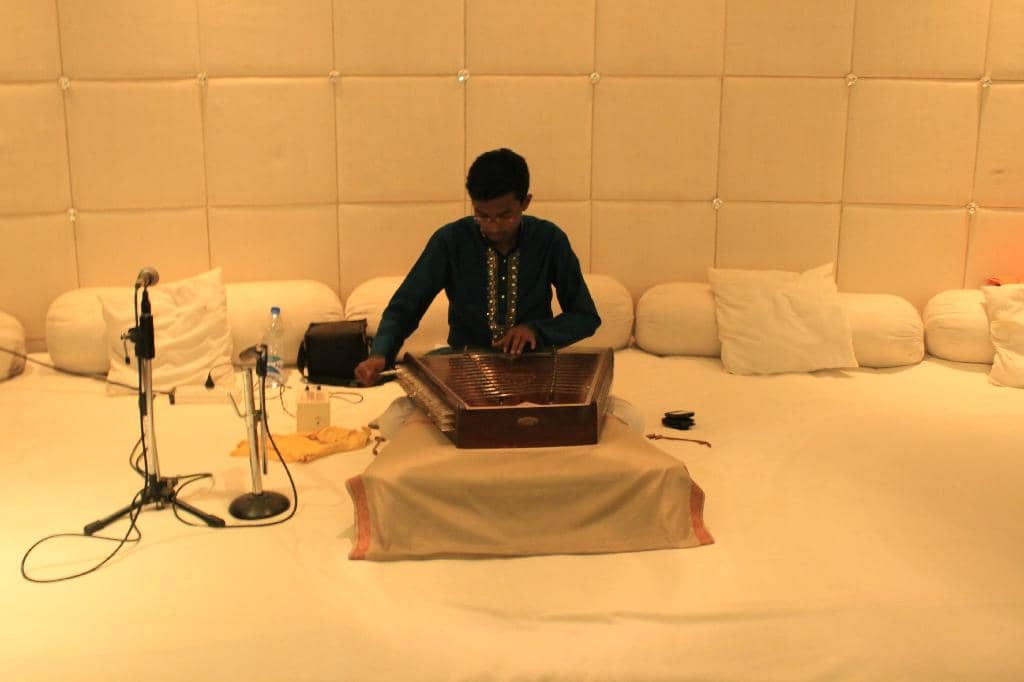 Panoramic Lake Views