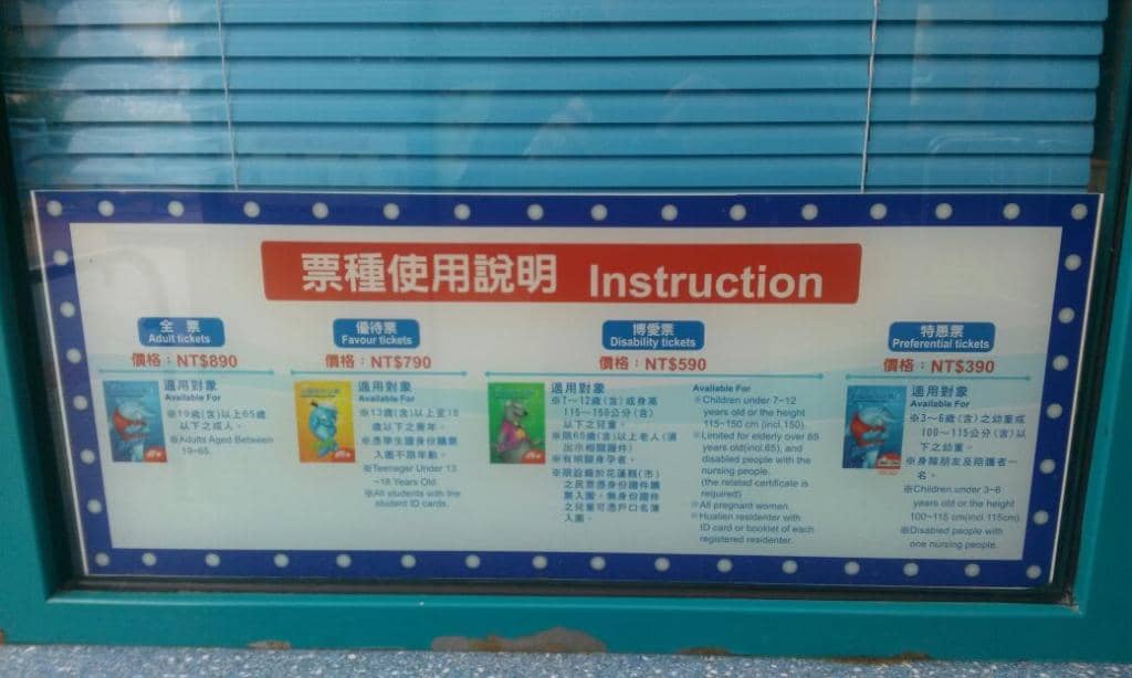 Dolphin & Sea Lion Demonstrations