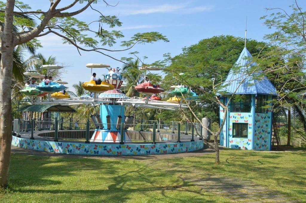 Brean Theme Park Rides