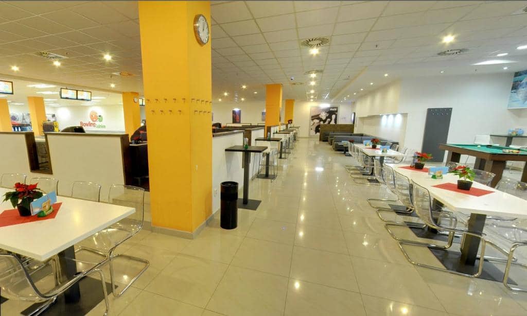 Clean & Well-Lit Atmosphere