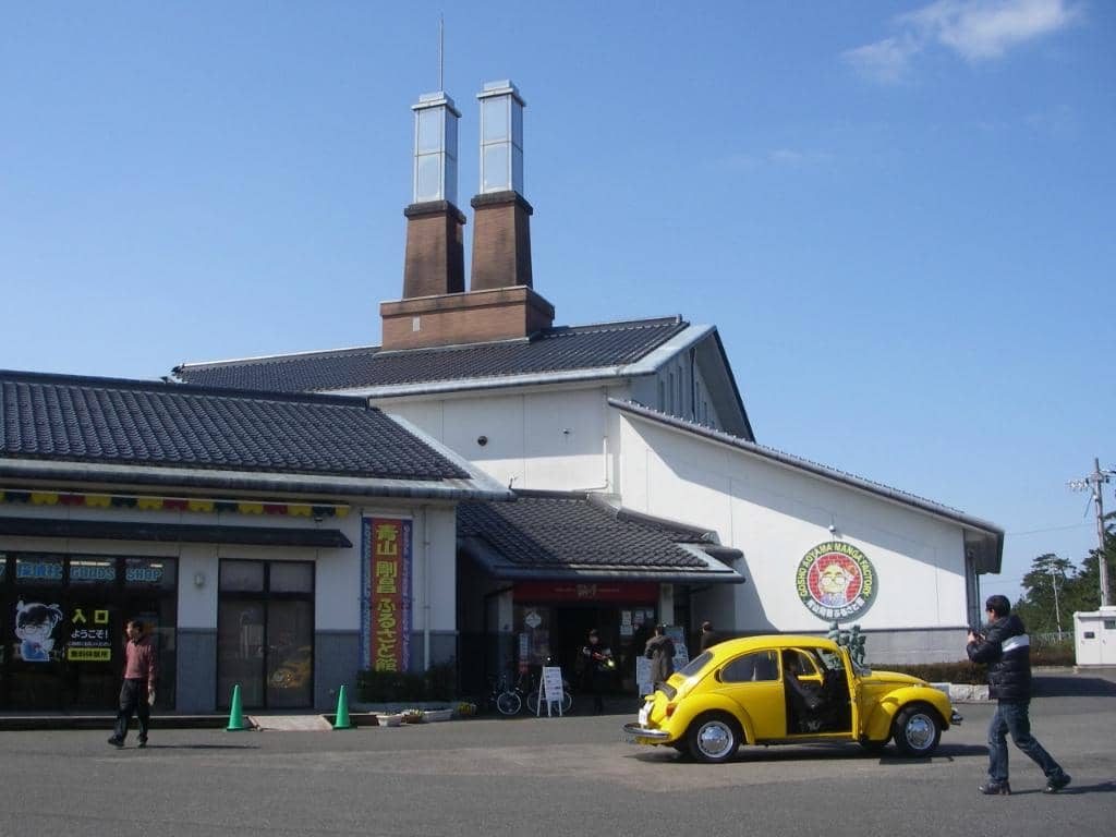 Conan Town Statues & Decor