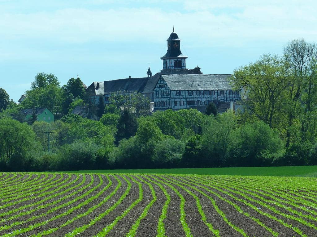 Charming Towns and Castles