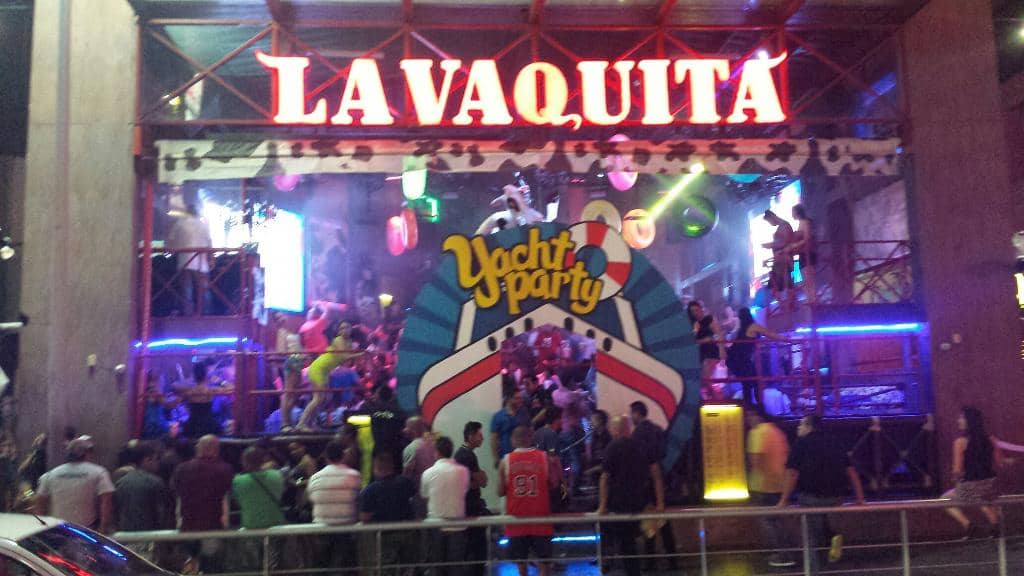 Interactive Staff & Atmosphere