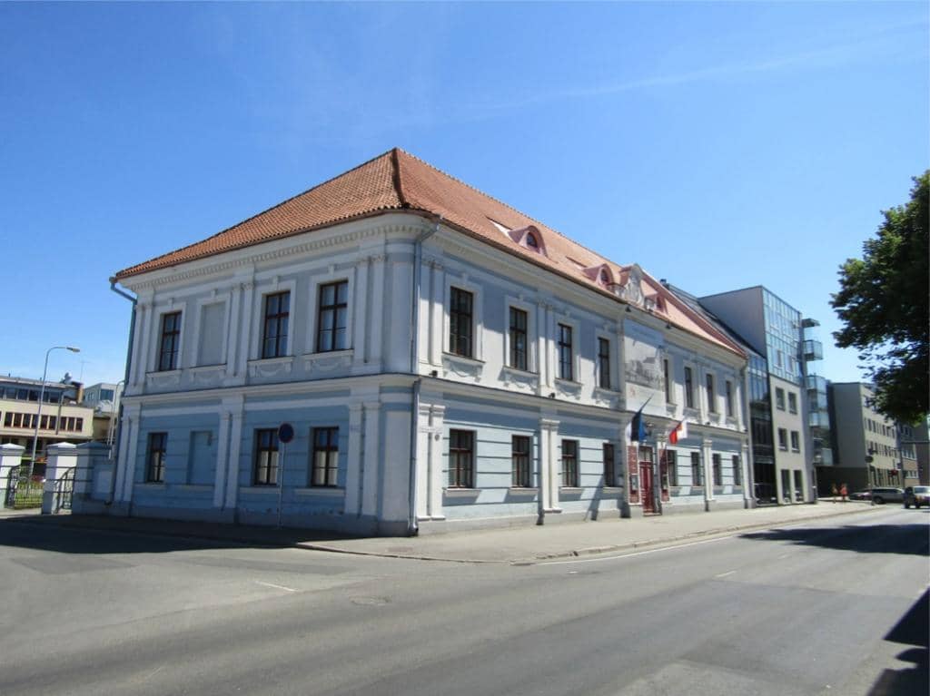 Unique City Exhibits