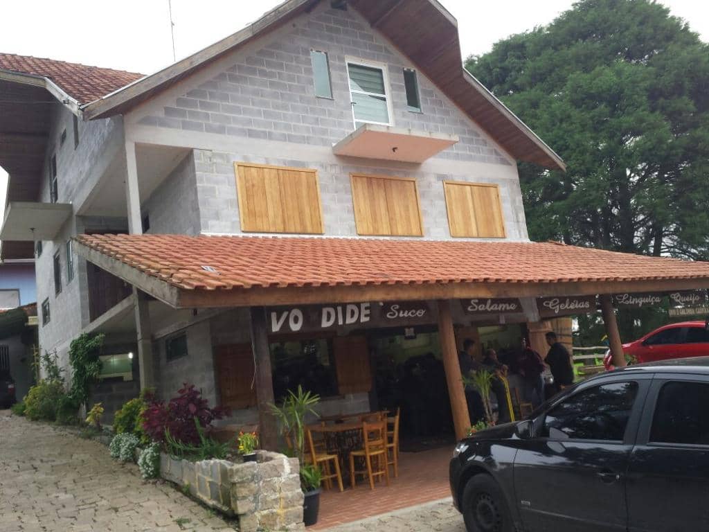 Scenic Countryside Views