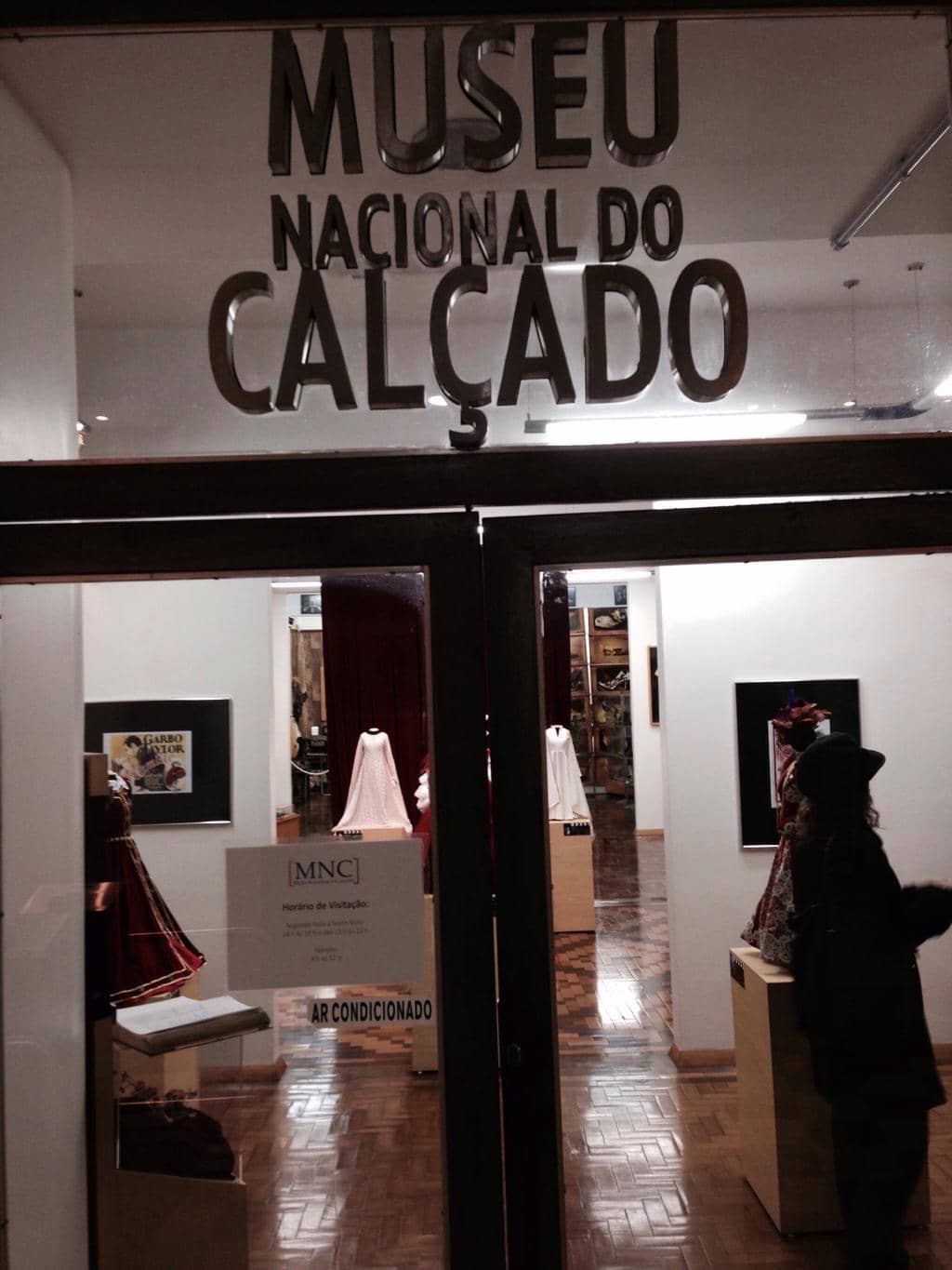 The 'Chicken Foot' Shoe