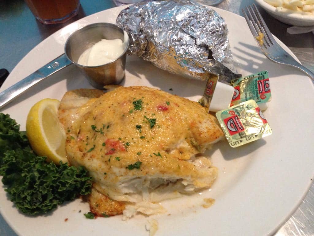 Live Music and Coastal Ambiance