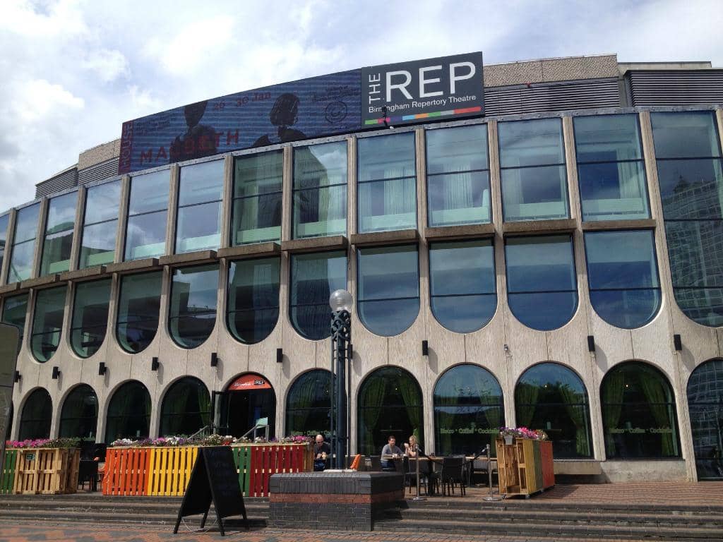 A Thousand Splendid Suns