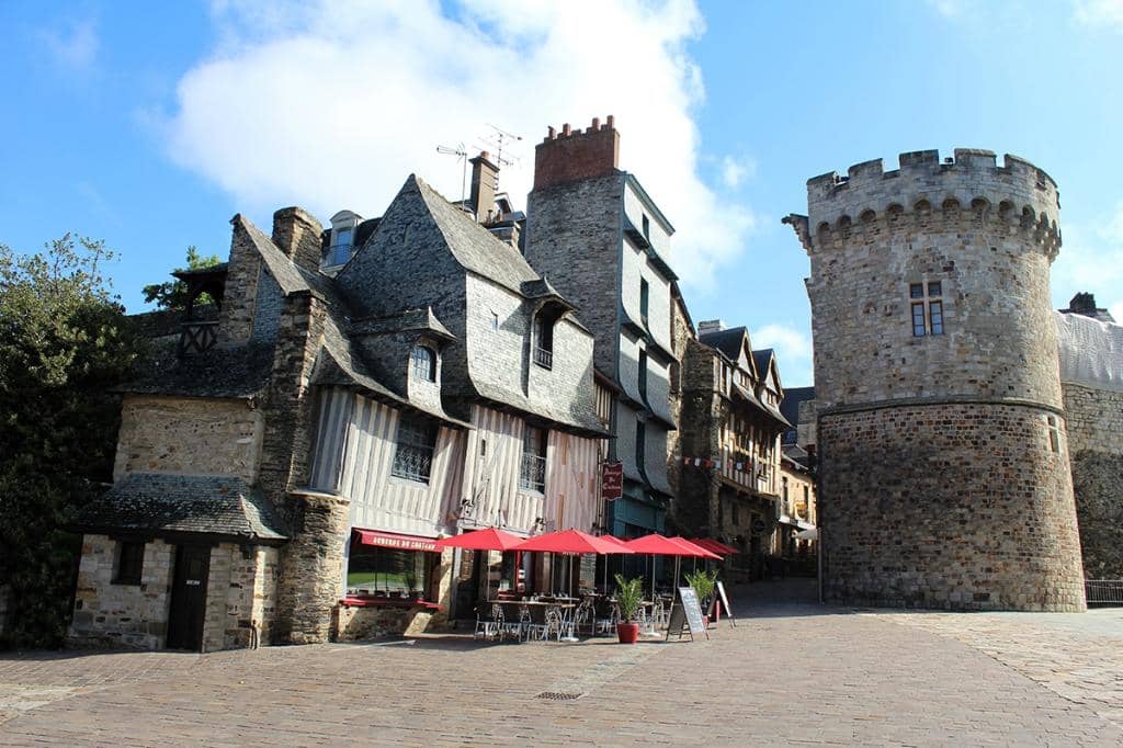 Historical Relics & Art