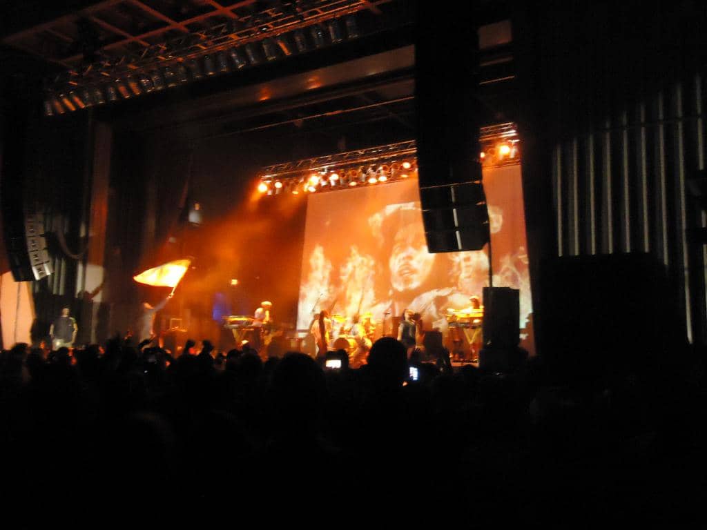 Intimate Indoor Shows